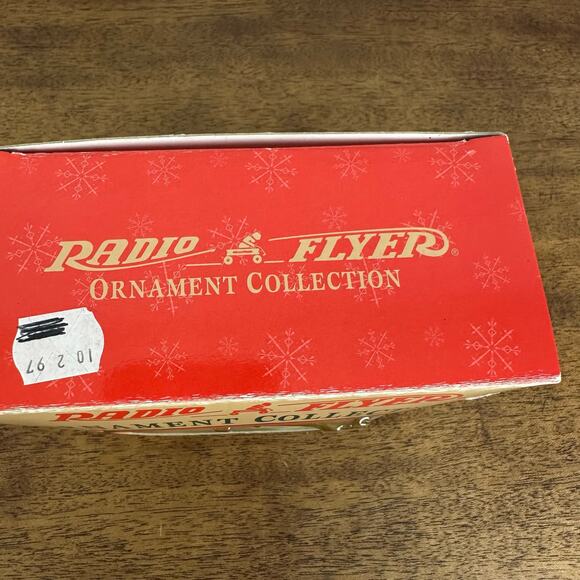 NEW 1997 Radio Flyer Christmas Ornament Collection Model 104 Little Red Wagon - Picture 7 of 7